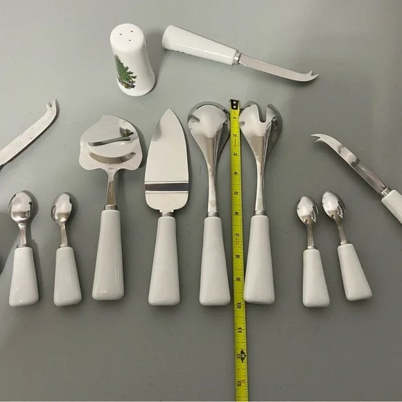 Christmas Tree Serving Utensils Salt Pepper Shakers Stainless Japan 13 P… - Picture 7 of 9